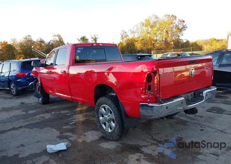 2014 Ram 2500 Big Horn z USA, uszkodzony, nr VIN 3C6UR5JL2EG244093